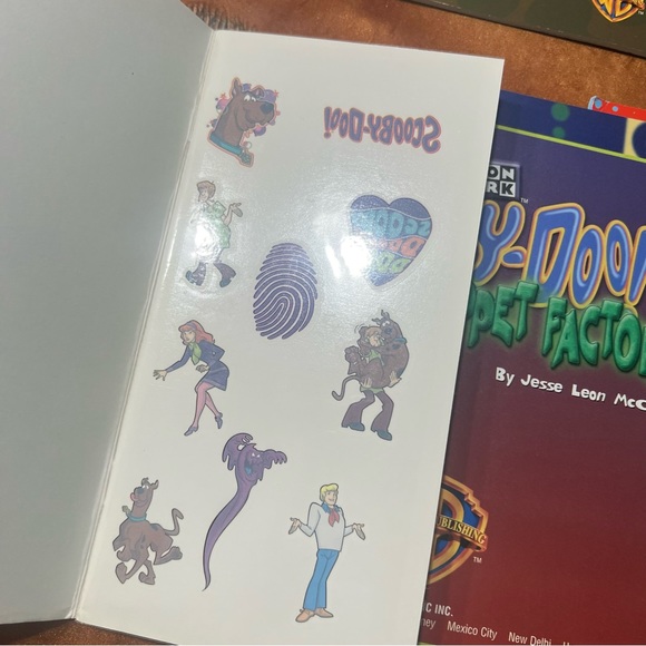 Vintage Y2K, Scooby-Doo, scholastic, books set of three with tattoos - Picture 6 of 11